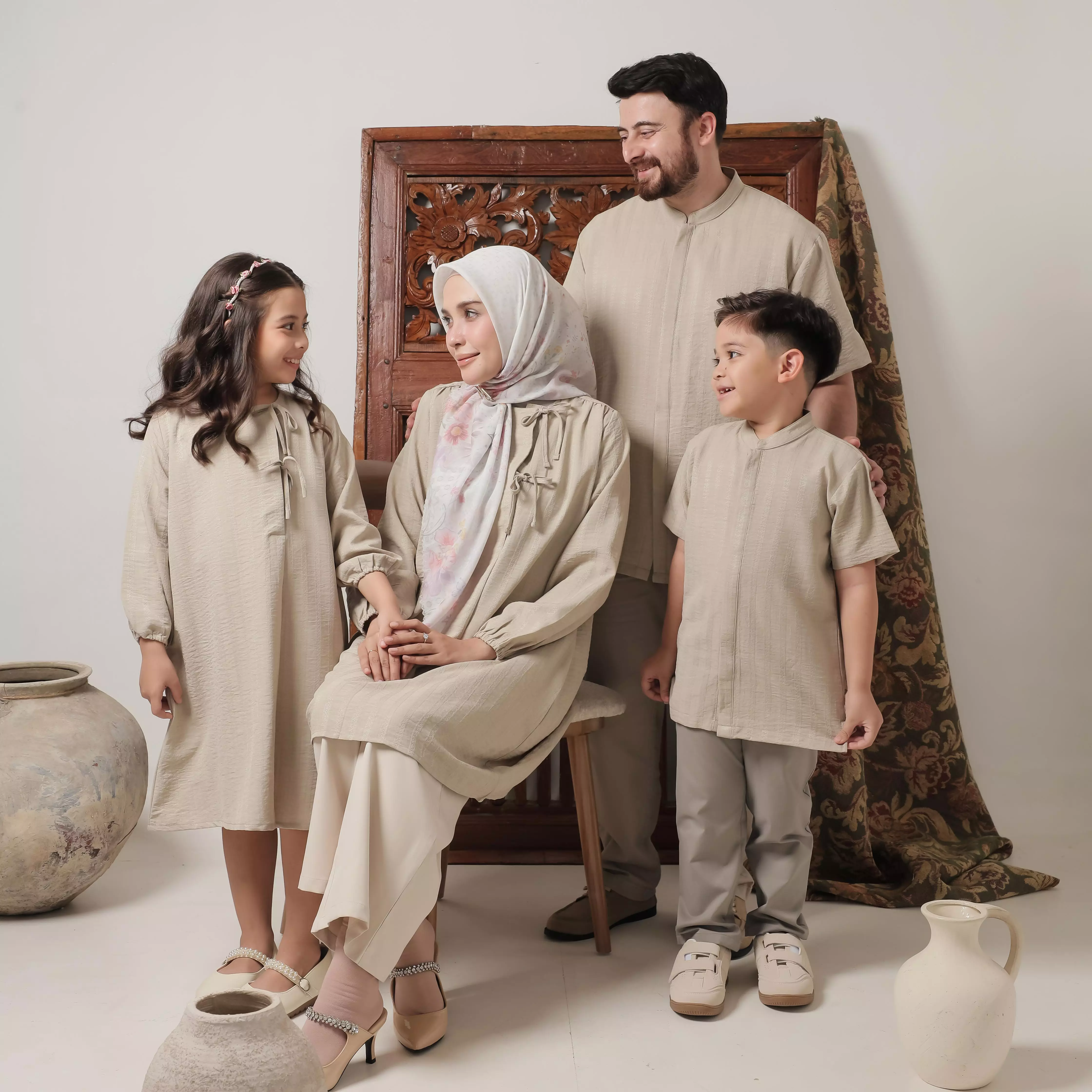 Pito Dito x MFMW Sarimbit Keluarga - Leebul Dress Anak Beige