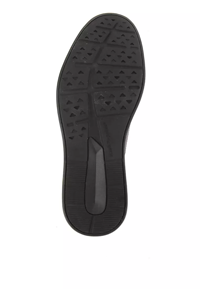 Alpha Slip On