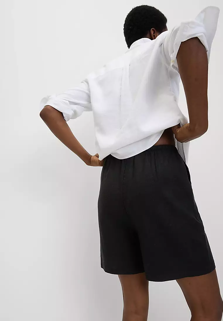 Linen Rich High Waisted Shorts