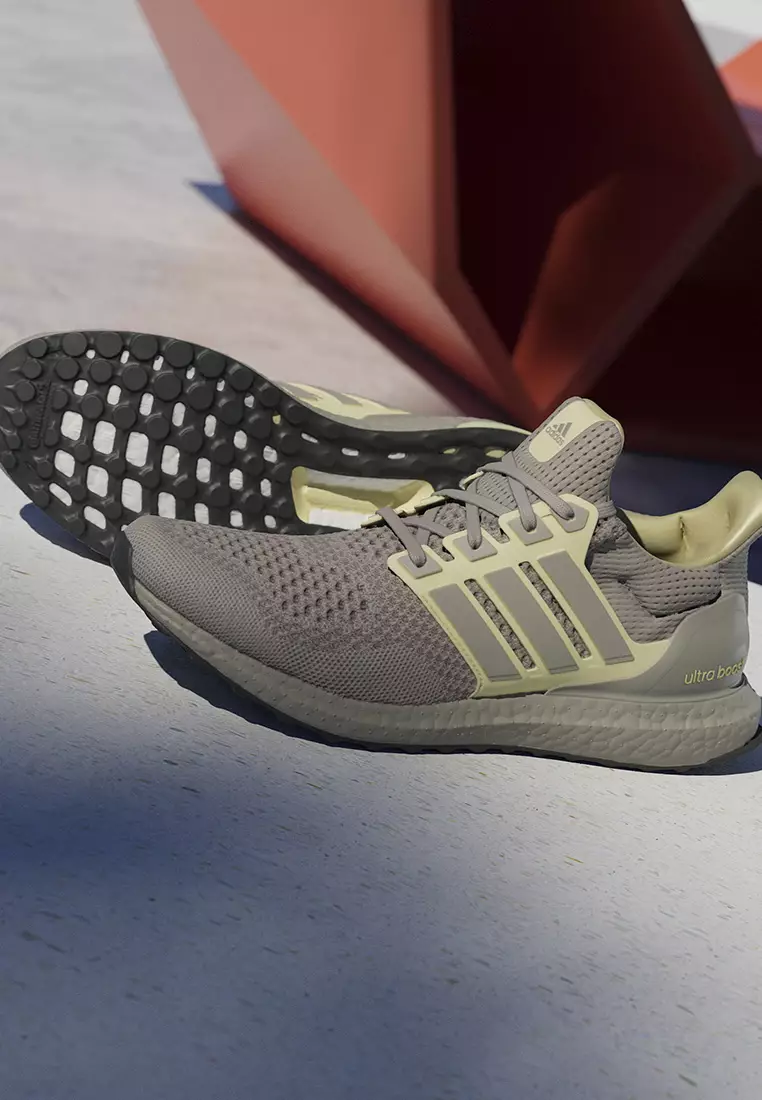 ULTRABOOST 1.0 SHOES
