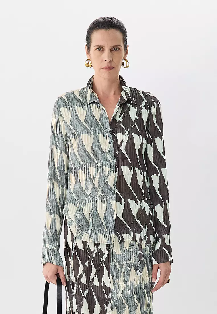 Slim long-sleeved shirt