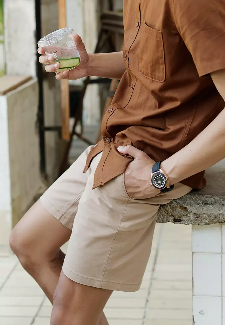 Celana Pendek Chinos SlimFit Light Khakis OXCON