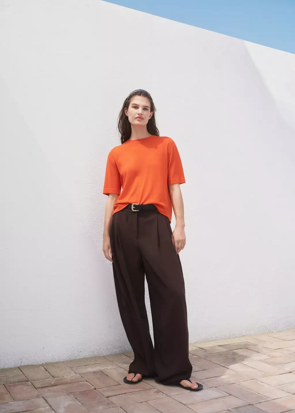 Sweater rajutan halus lengan pendek