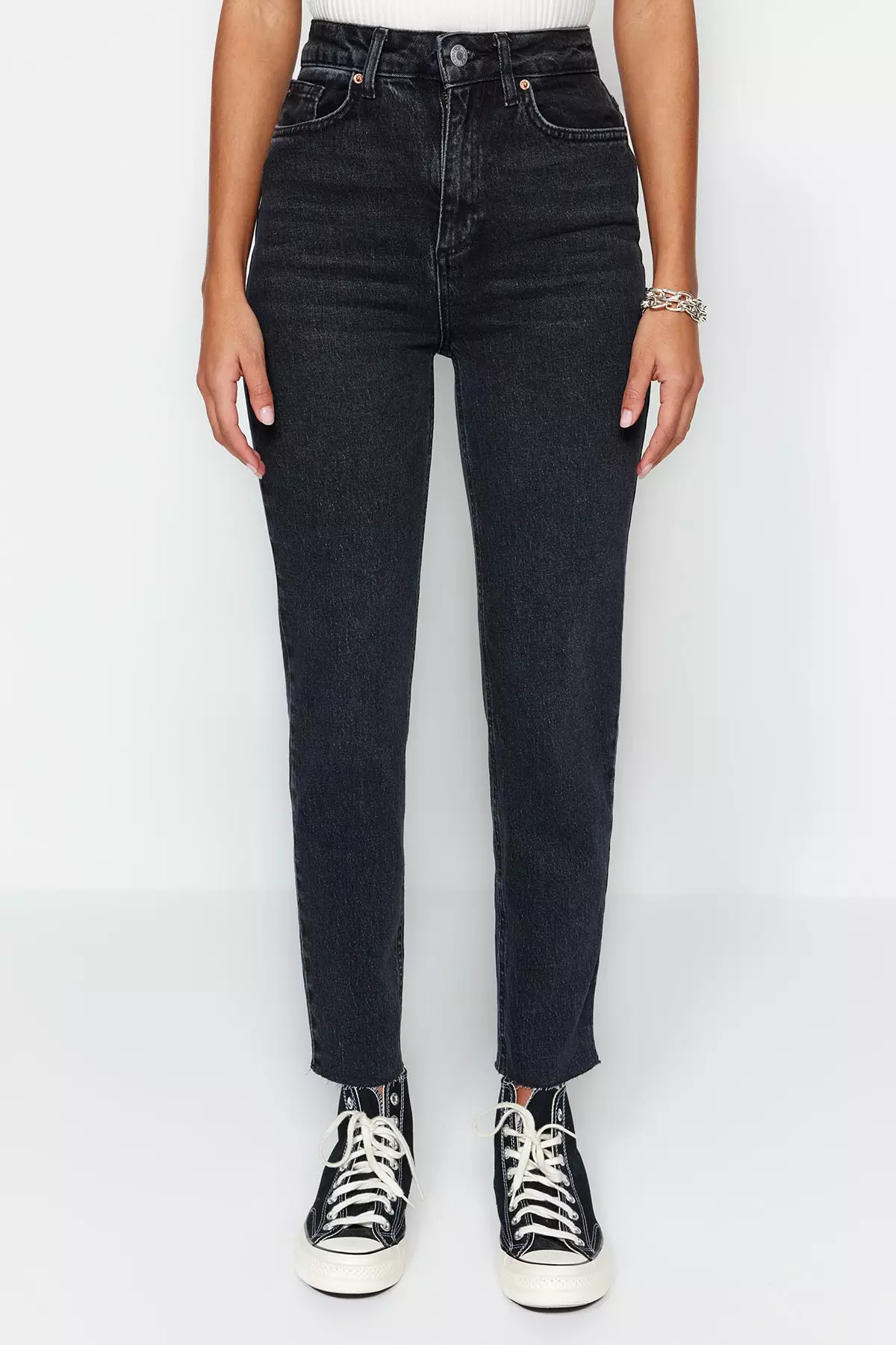 High Waist Slim Mom Jeans