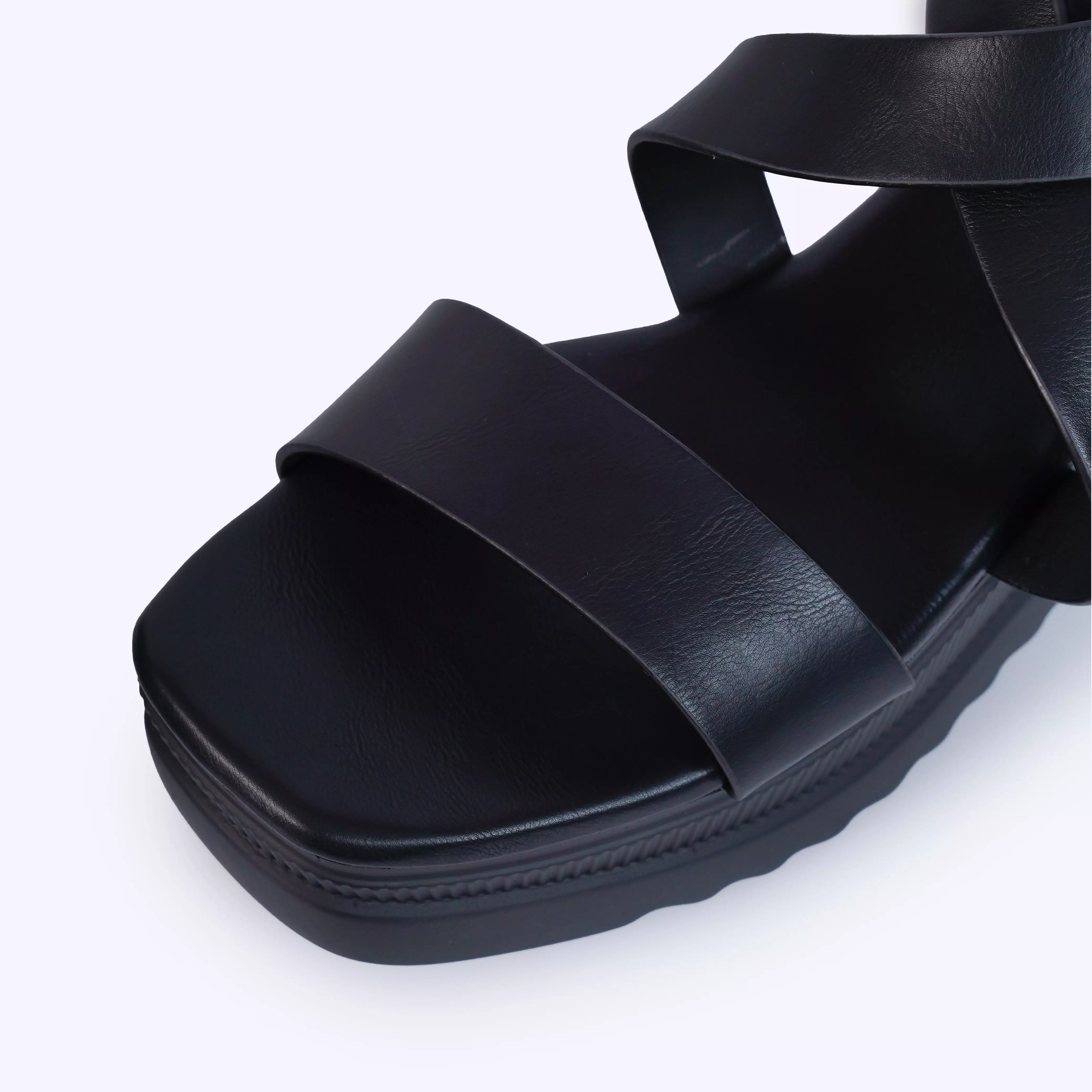 TRACCE PRESLEY BLACK