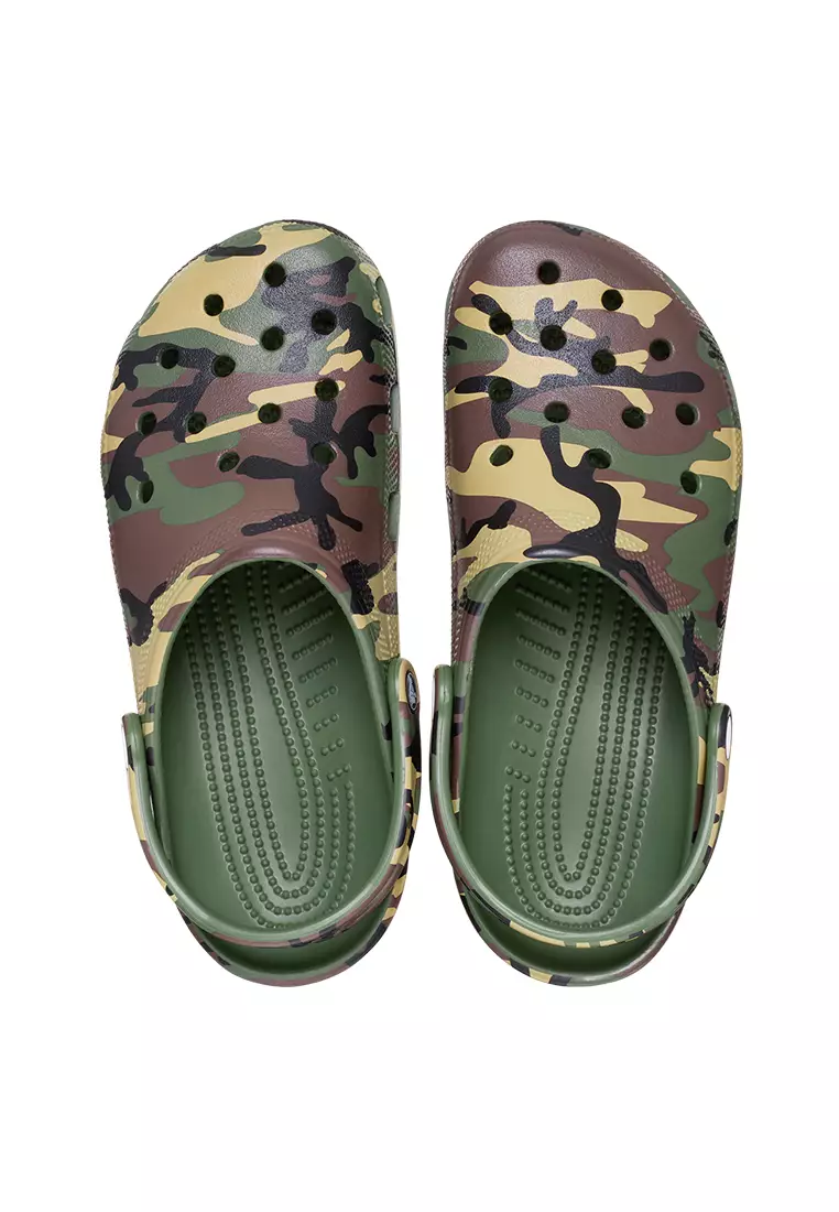 Crocs Unisex Classic Camouflage Clog - Army Green
