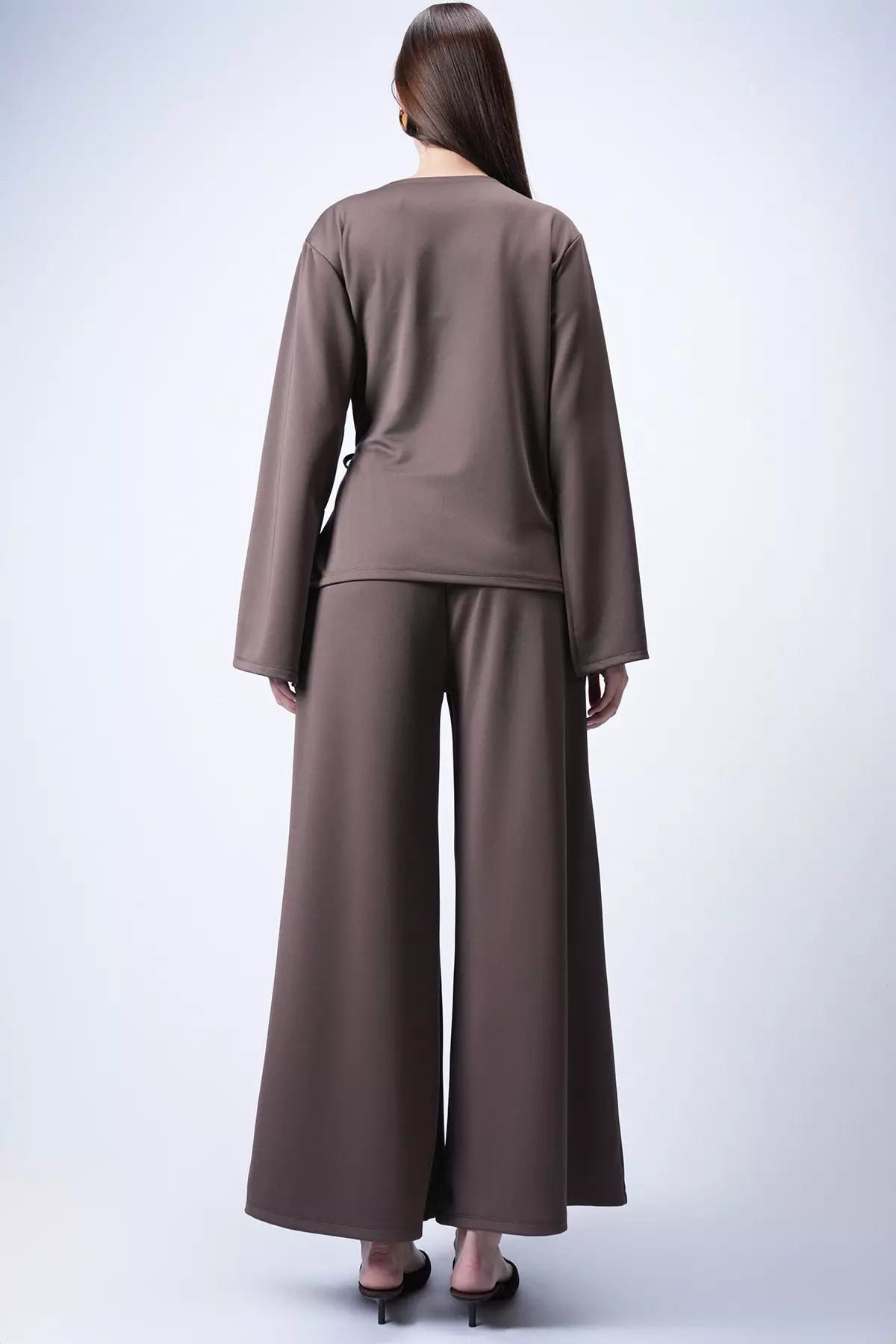 Women'S Bitter Brown Crew Neck Tie-Detail Knitted Jacket And Double Pocket Trousers Set Alc-X15050