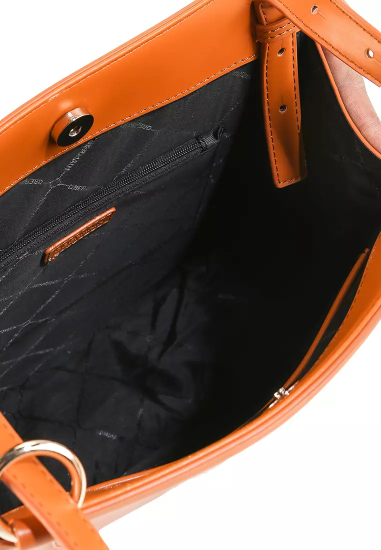 Bradley Shoulder Bag