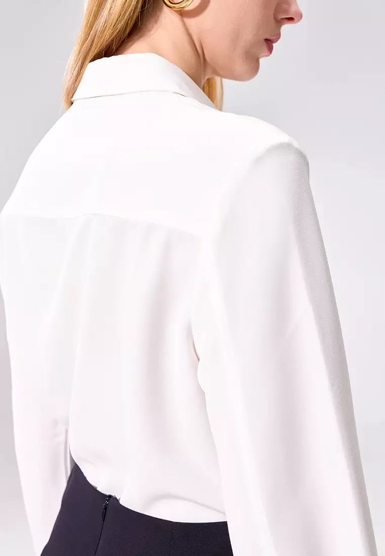White Stiff-Feeling Long Sleeve Top