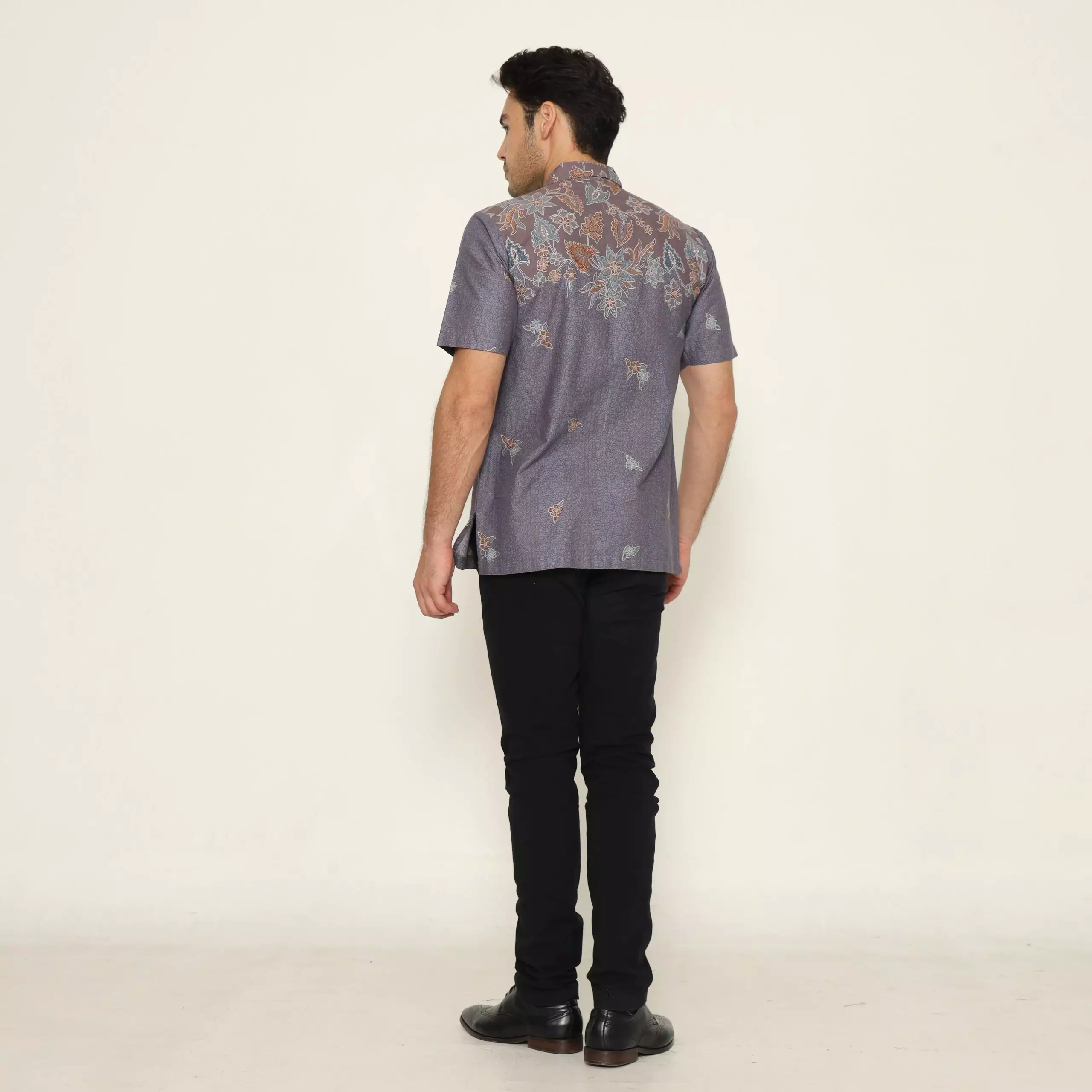 Kemeja Batik Pria - Bhatara Batik Taddeo - Atasan Batik Modern Lengan Pendek