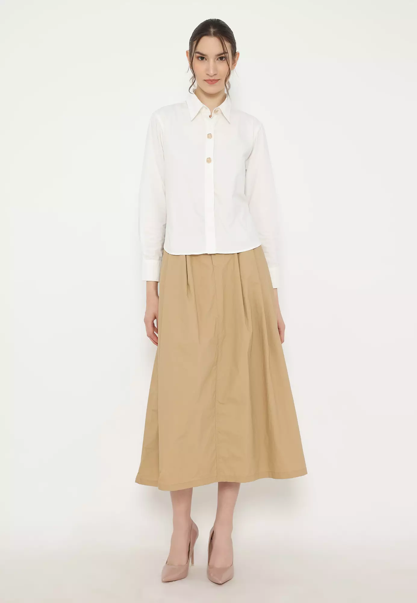 Plain Shirt Cotton With Gold Buttons In Broken White By Brilliant Girl Warna PUTIH