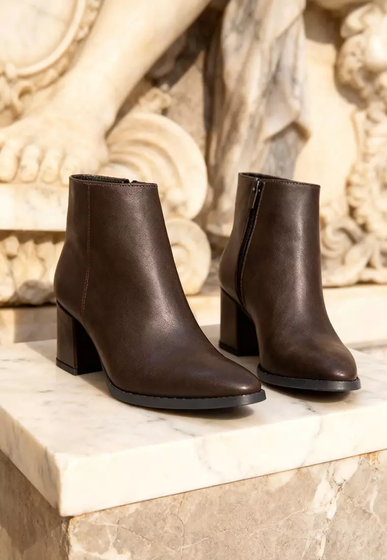 Pointed Toe Heeled Ankle Boots