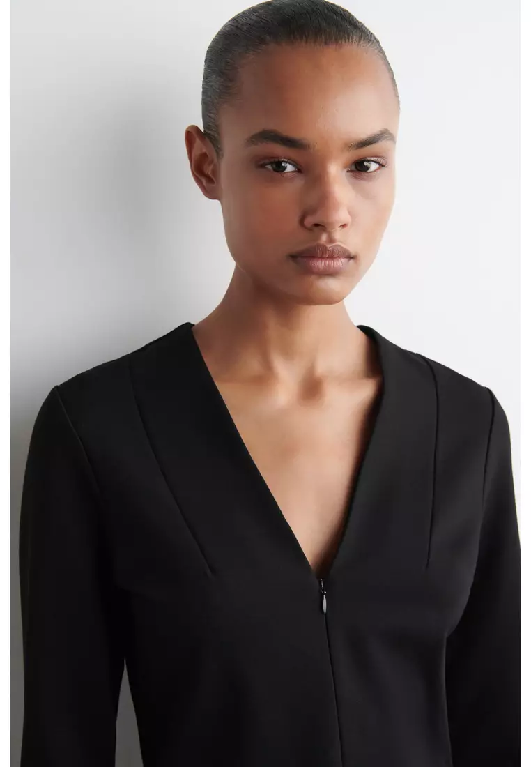 JERSEY V-NECK TOP
