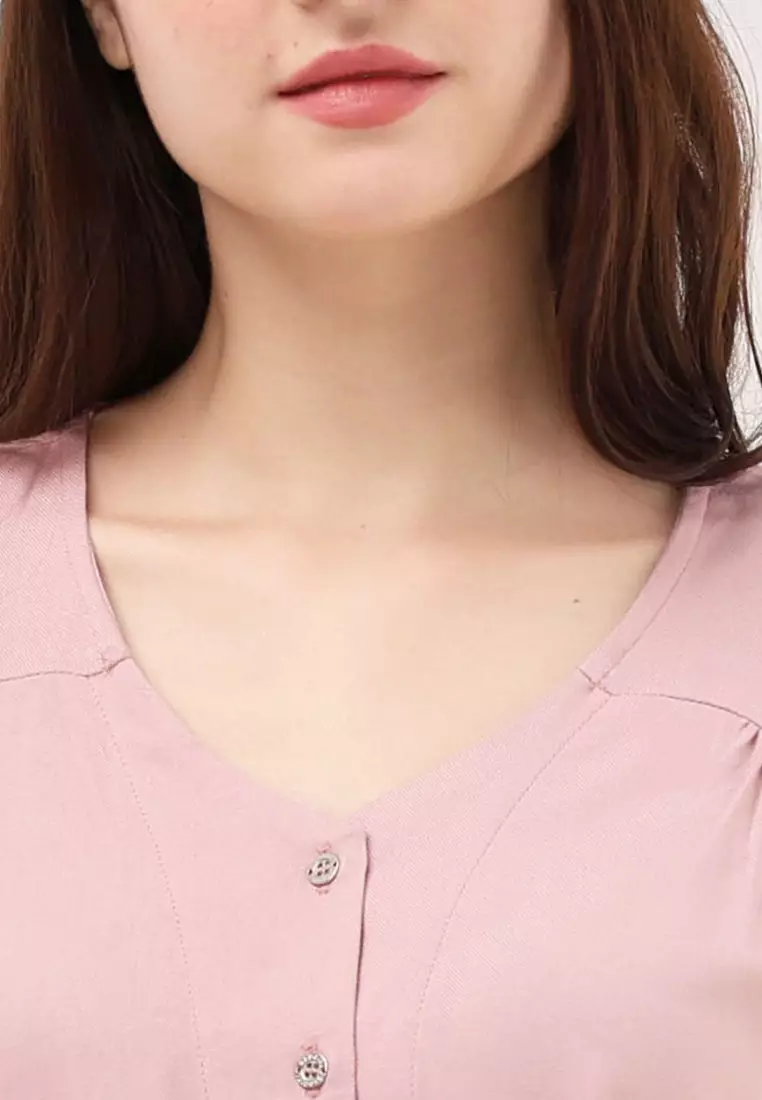 Short Sleeves V-neck Blouse