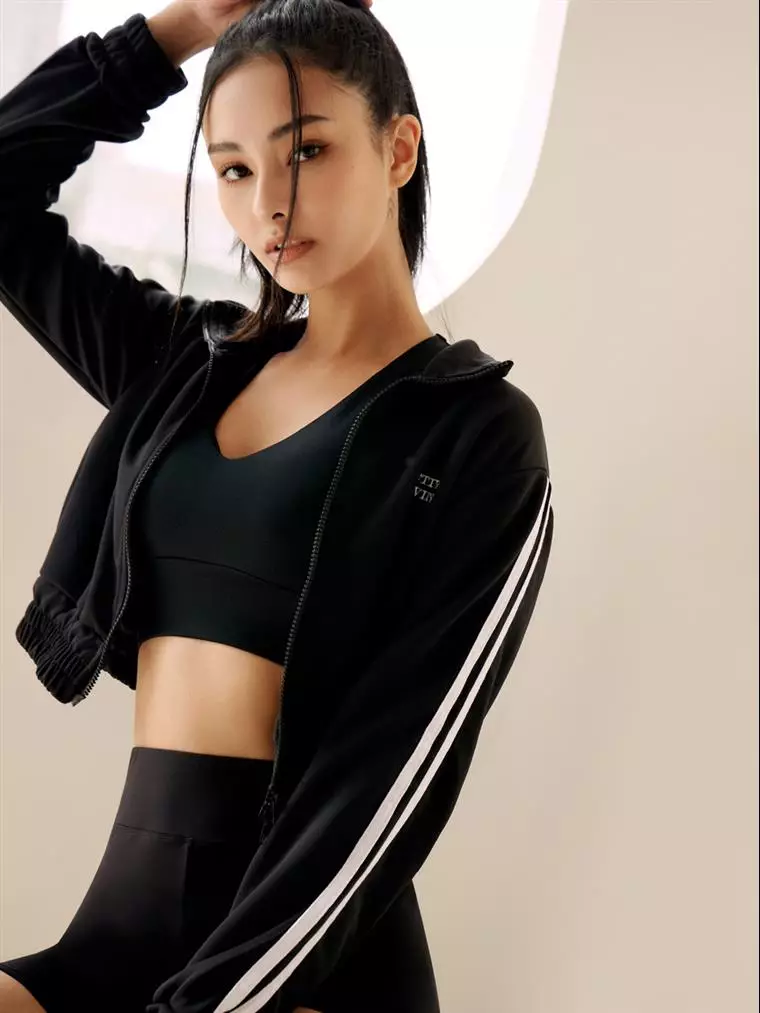 Double zipper jacket deals