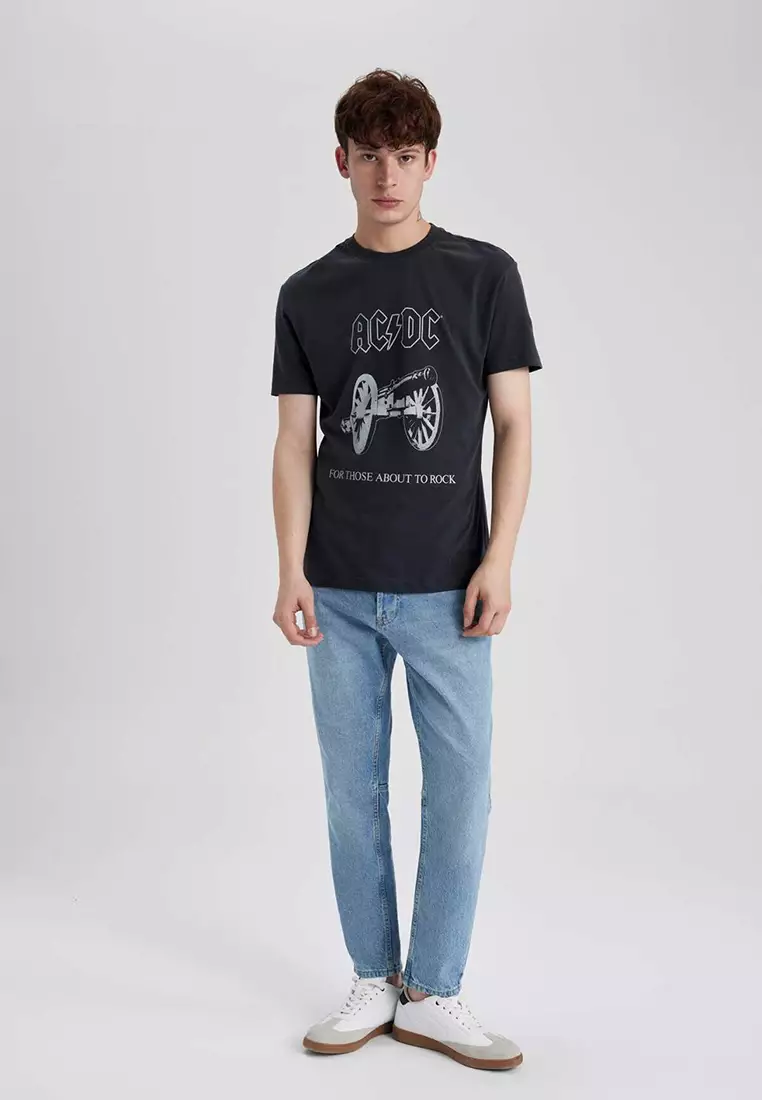 Ac/Dc Crew Neck Short Sleeve T-Shirt B5328Ax23Wn
