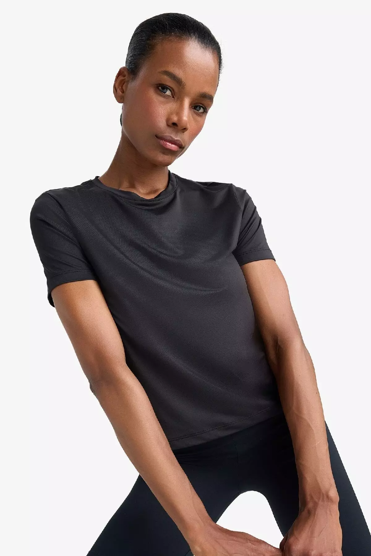 Fit Standard Fit Crew Neck Sportsman Basic Plain Short Sleeve Black T-Shirt D2296Ax25Sp