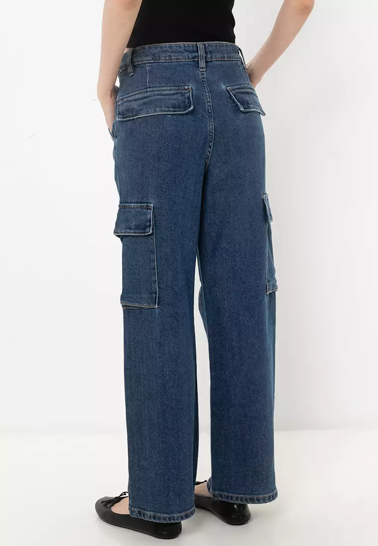 Wide Leg Cargo Jeans