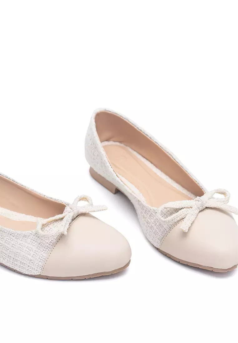 Audrey Ballerina Flat Shoes in Beige