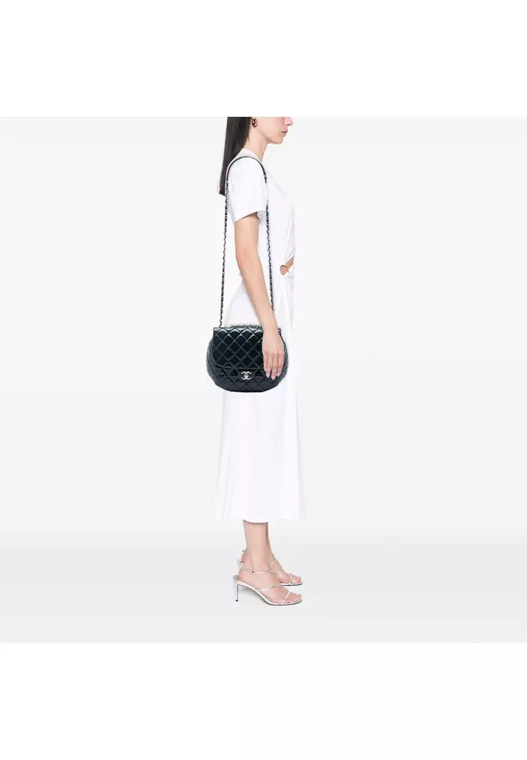 Pre-Loved Chanel Medium Quilted Patent Bubble Cc Flap