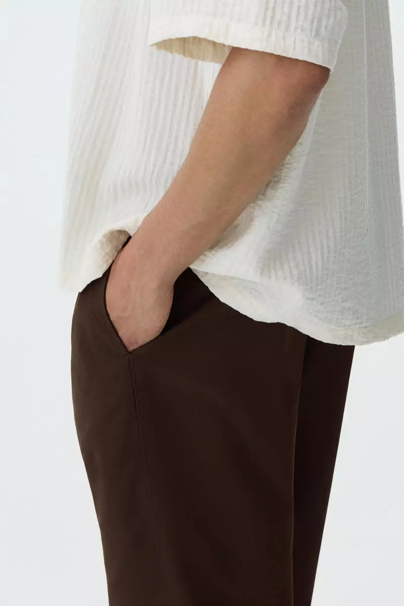 Relaxed Fit Cotton twill chinos