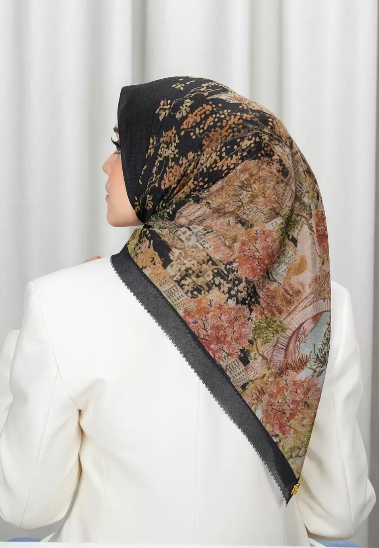 Buttonscarves Buttonscarves New York Wisdom Voile Square