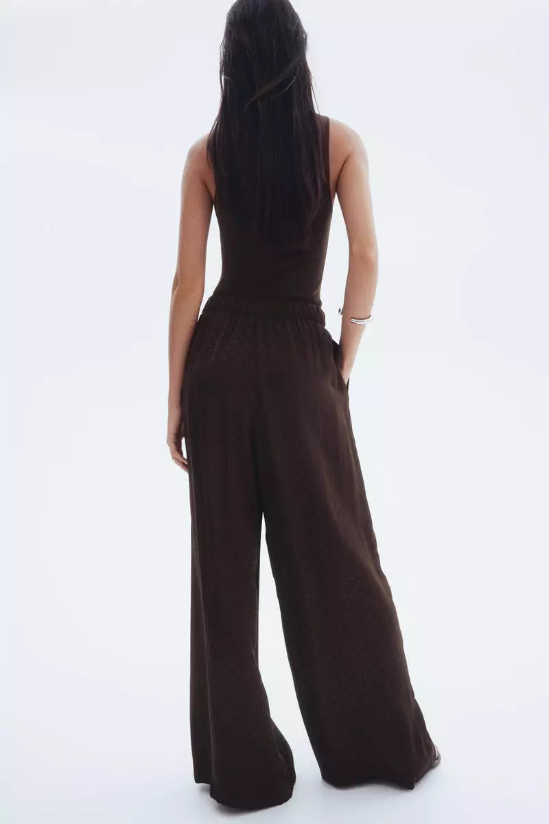 Wide trousers