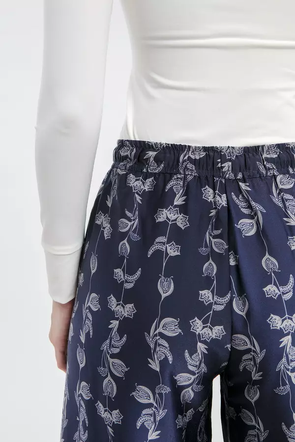 MINIMAL - Aydin - Floral Print Cullotte - Navy - Manzone & Minimal