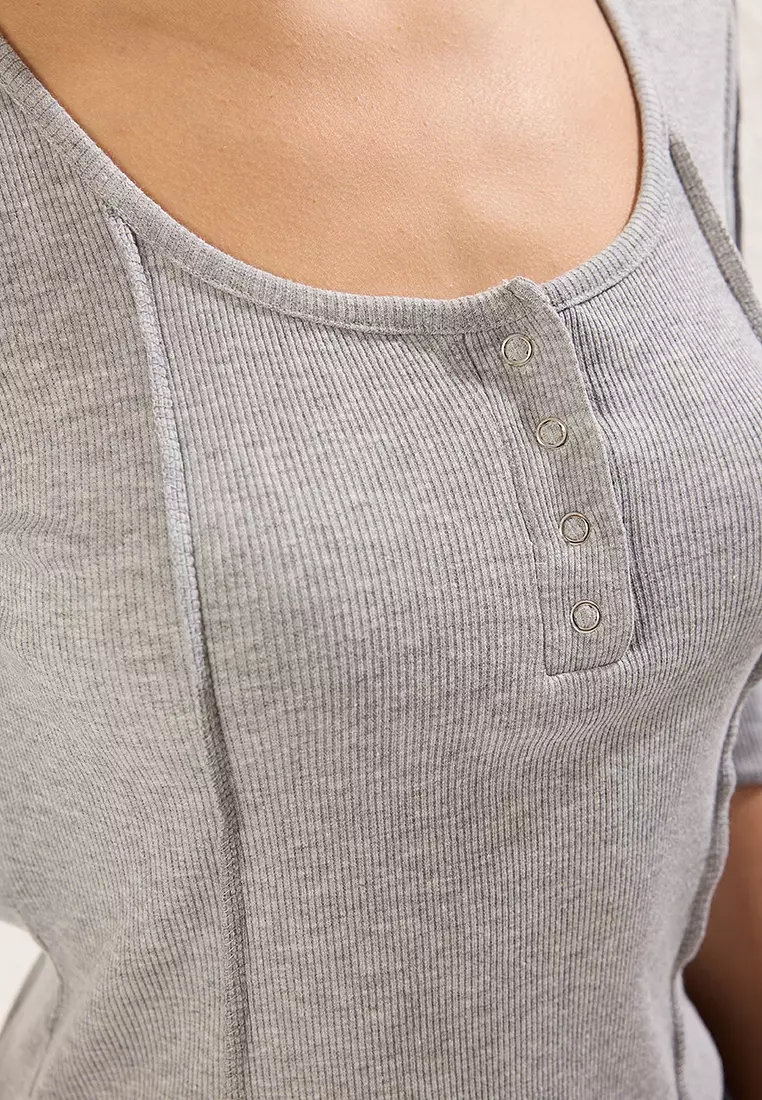 Grey Melange Fitted Pool Collar Snap Button Elastic Knitted Blouse