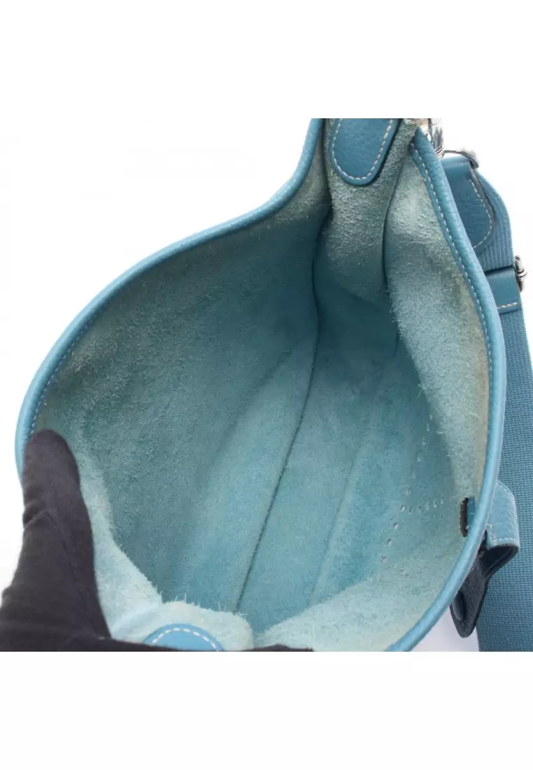 Pre-Loved Hermès Evelyn 3 Troyes PM blue jean Shoulder bag Clemence leather blue silver hardware □N engraved