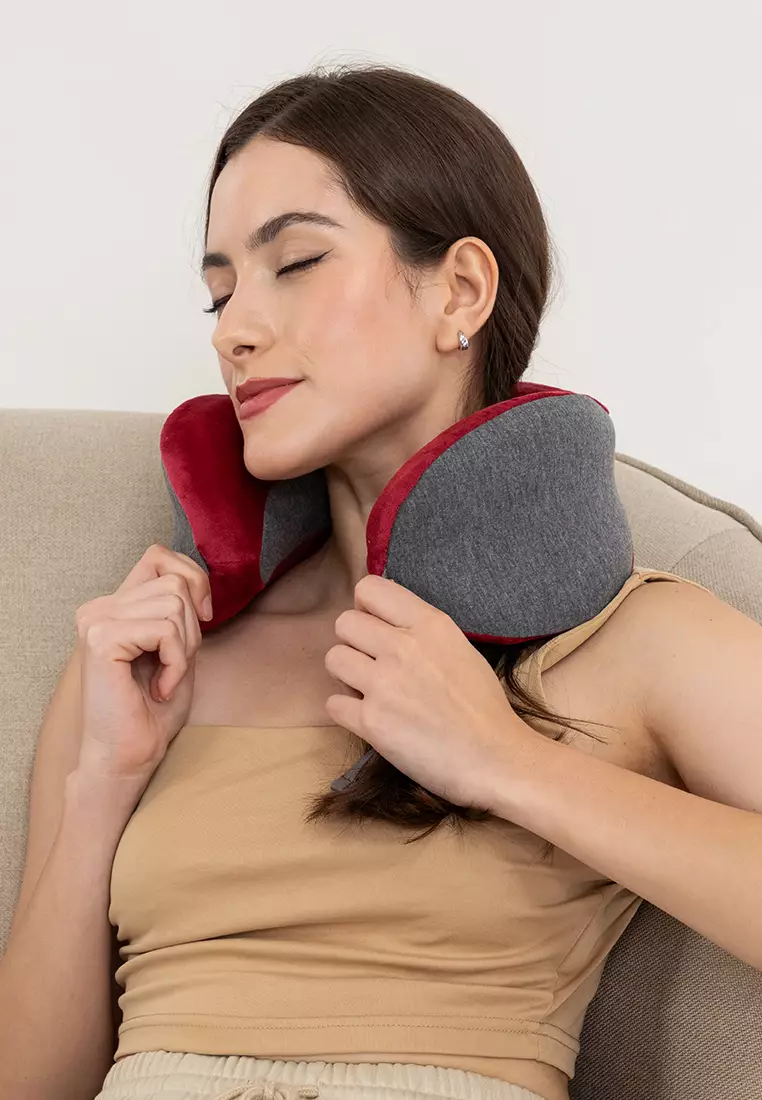 Full Comfort Travel Neck Pillow Red