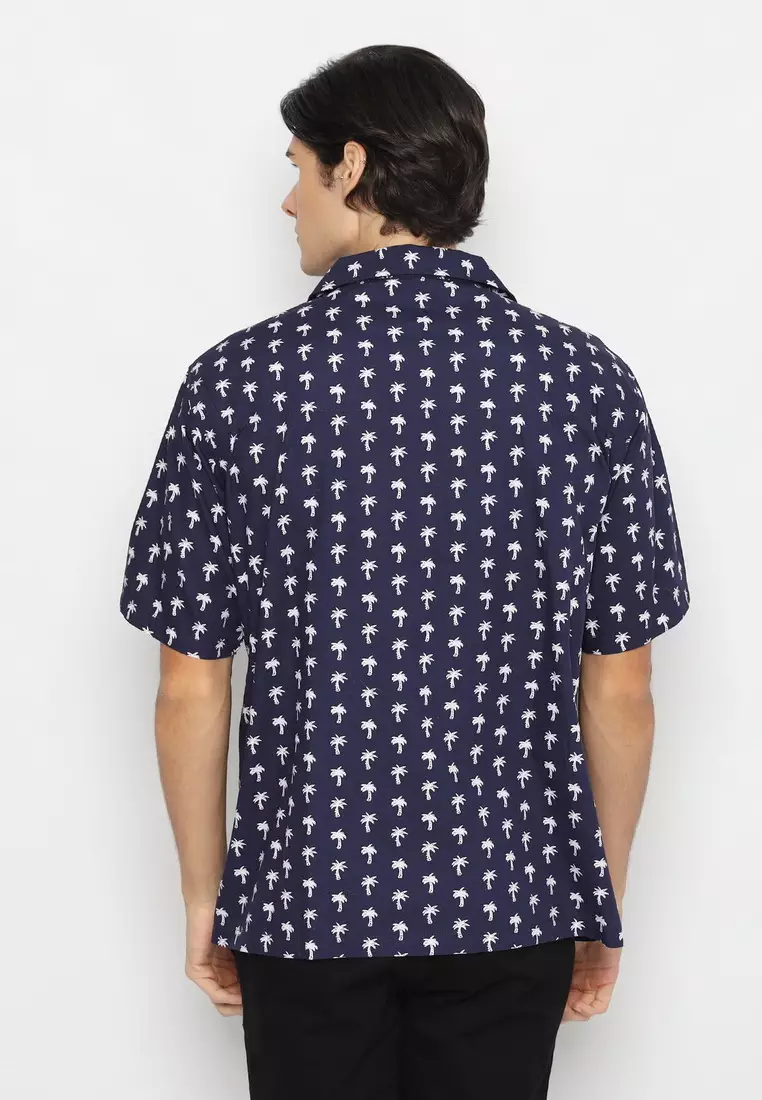 RBJ Kemeja Printing Krah Hawaii Biru Tua Regular Fit Pria