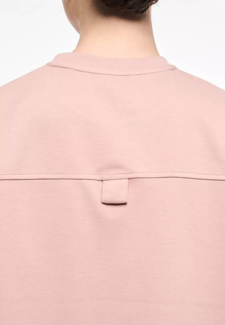 Women's Travel Shoulder Panel Crew T-shirt with Back Yoke Tab