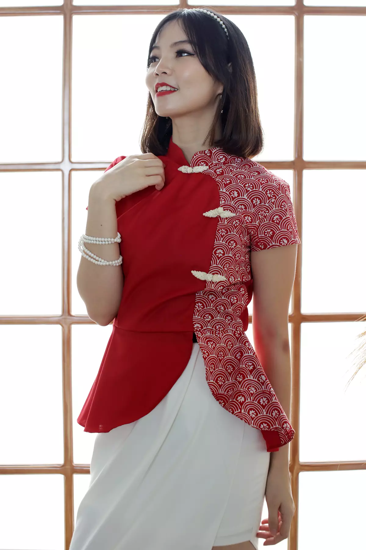 Asmiani Sisik Ikan Merak Blouse Batik