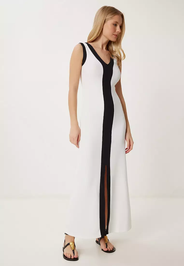 Women's White Black Contrast Color Stretchy Ribbed Knitted Dress Fw00012