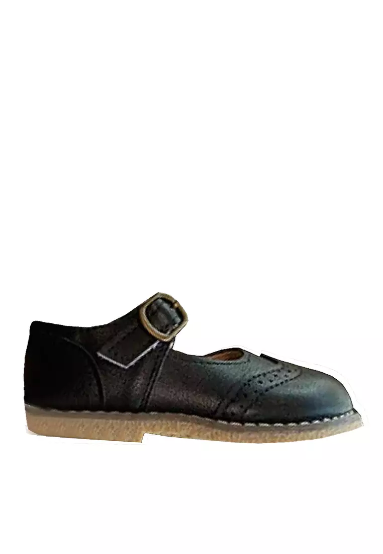 Discount on Twenty Eight Shoes  shoes - SKU: VANSA Cow Leathers Perforted Ballet Flats  VSK-D1821