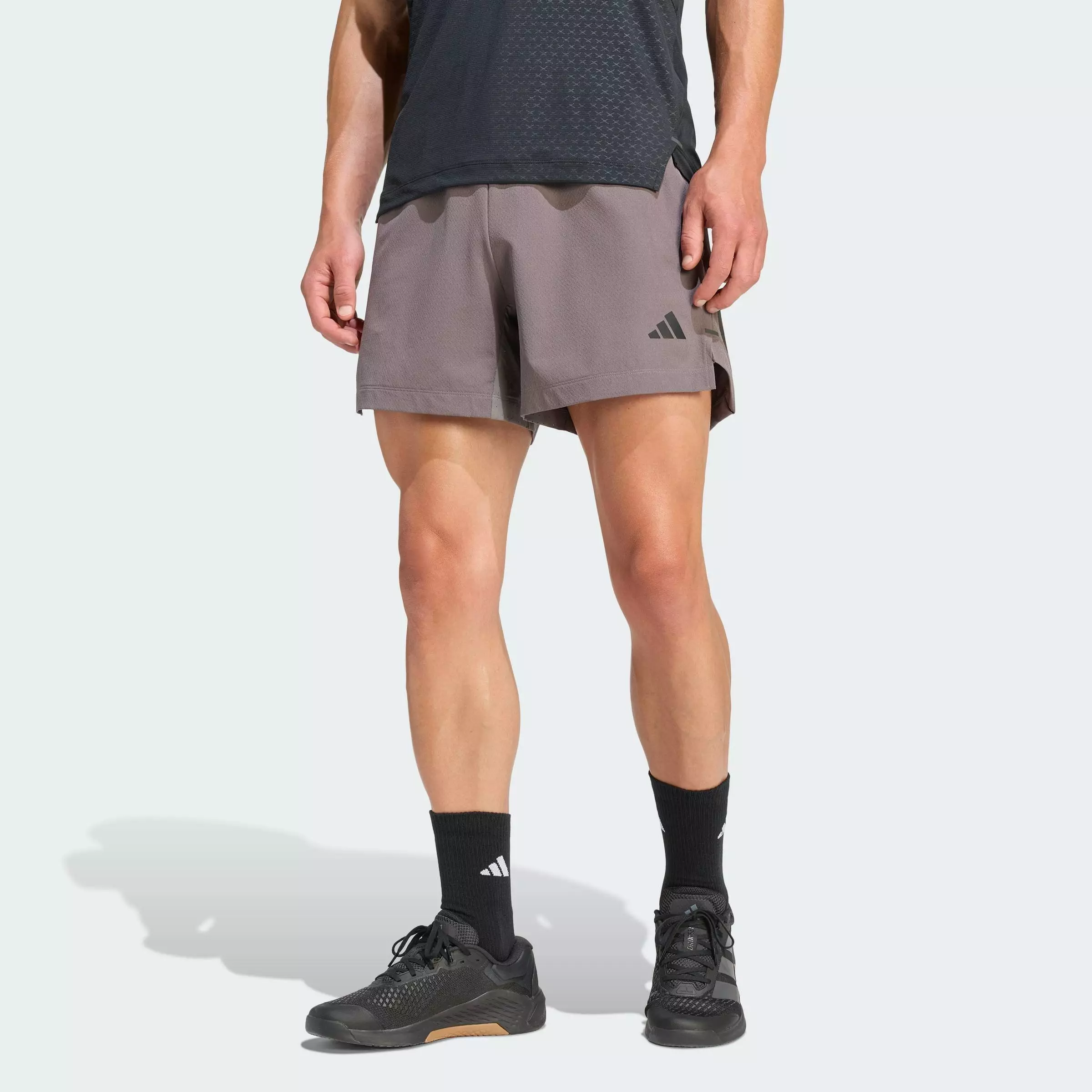 Gym & Training D4T PrimeLift 3 STRIPES SHORTS Men Brown KD0356