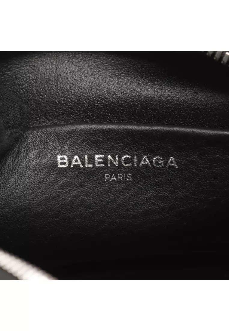 Pre-Loved BALENCIAGA EVERYDAY CAMERA BAG XS Everyday camera bag Shoulder bag leather black