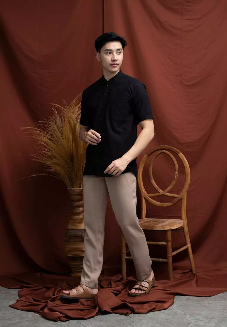 Houseofcuff Baju Koko Kemeja Lengan Pendek Pria Hitam