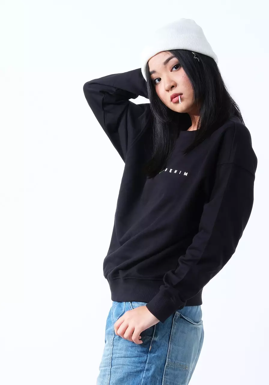 Sweater Wanita Kuro Black