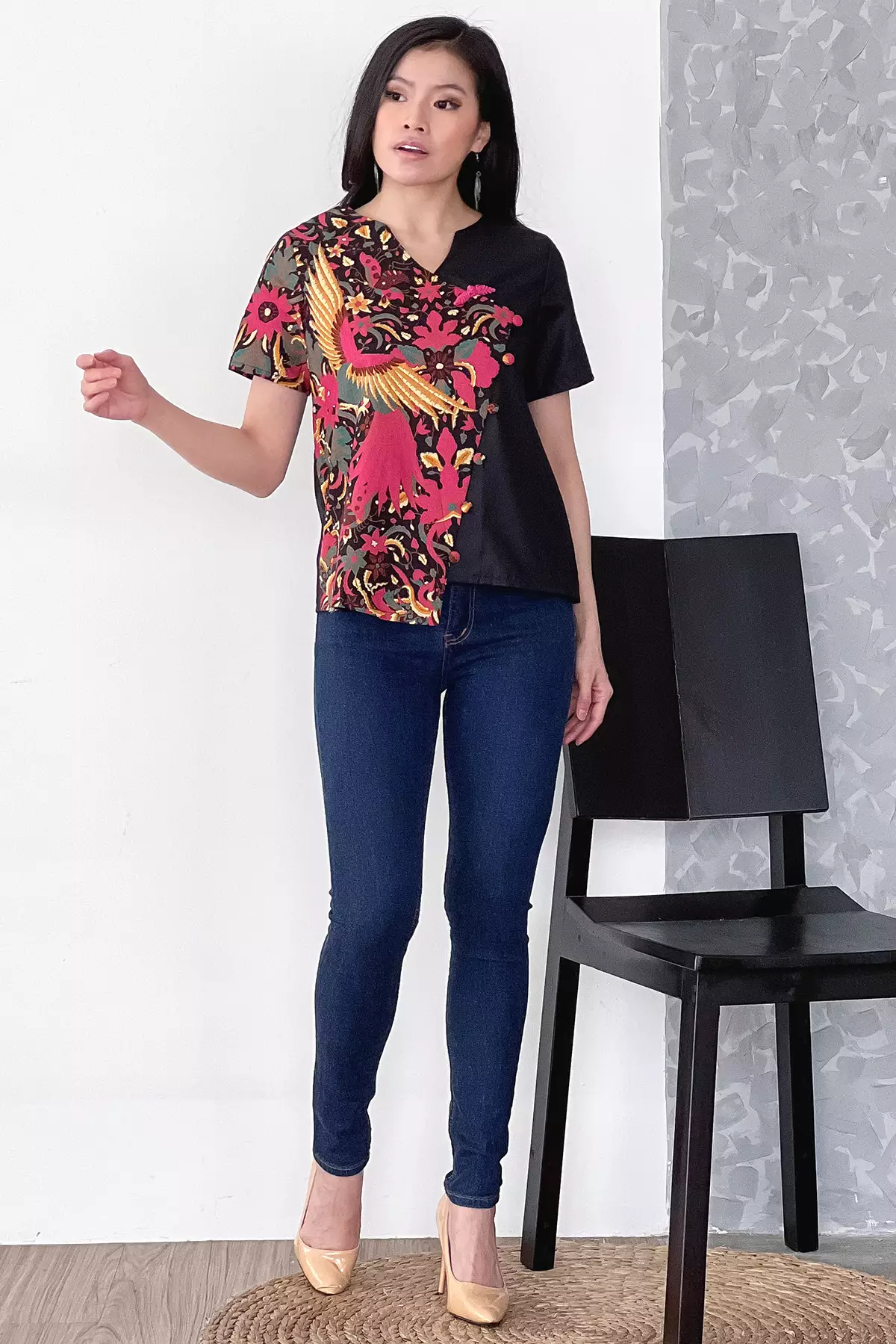 Kinanthi Merpati Blouse Batik