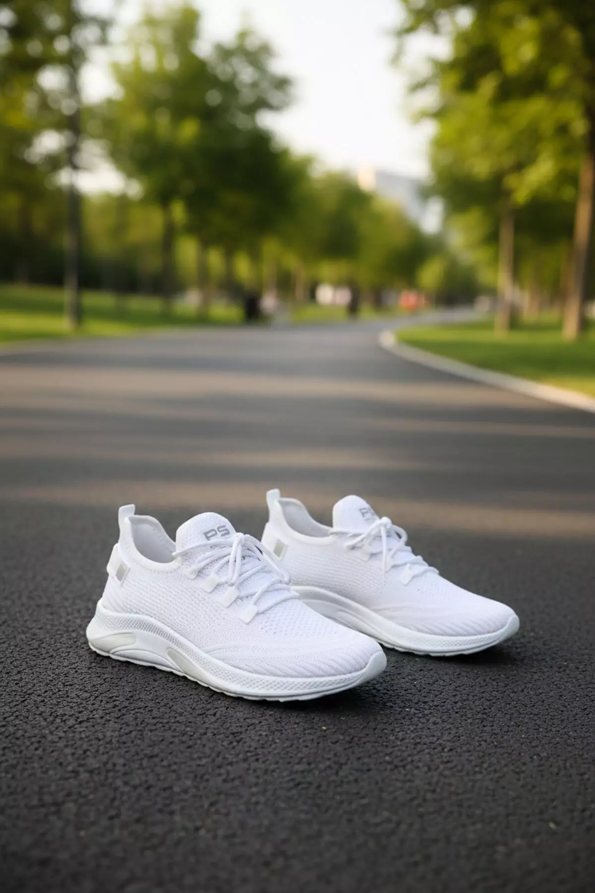 White Unisex Sneaker 16884