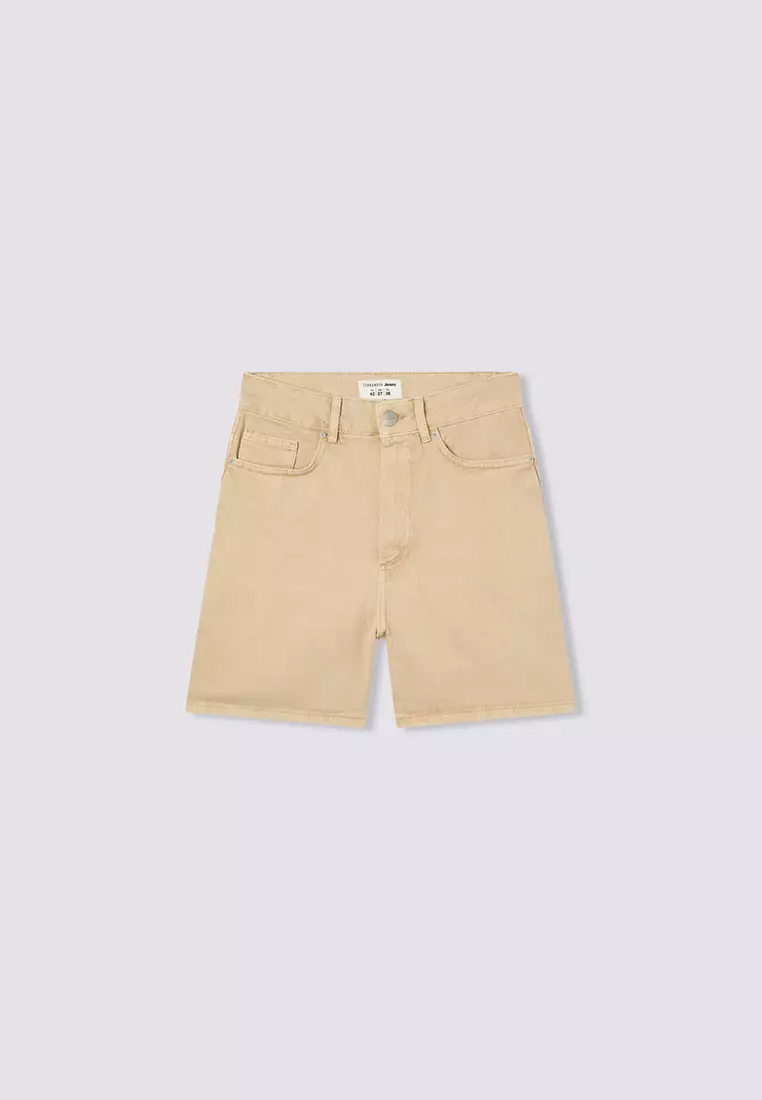 Woman Shorts