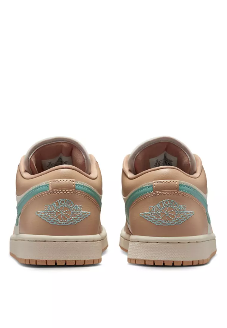 Air Jordan 1 Low Shoes