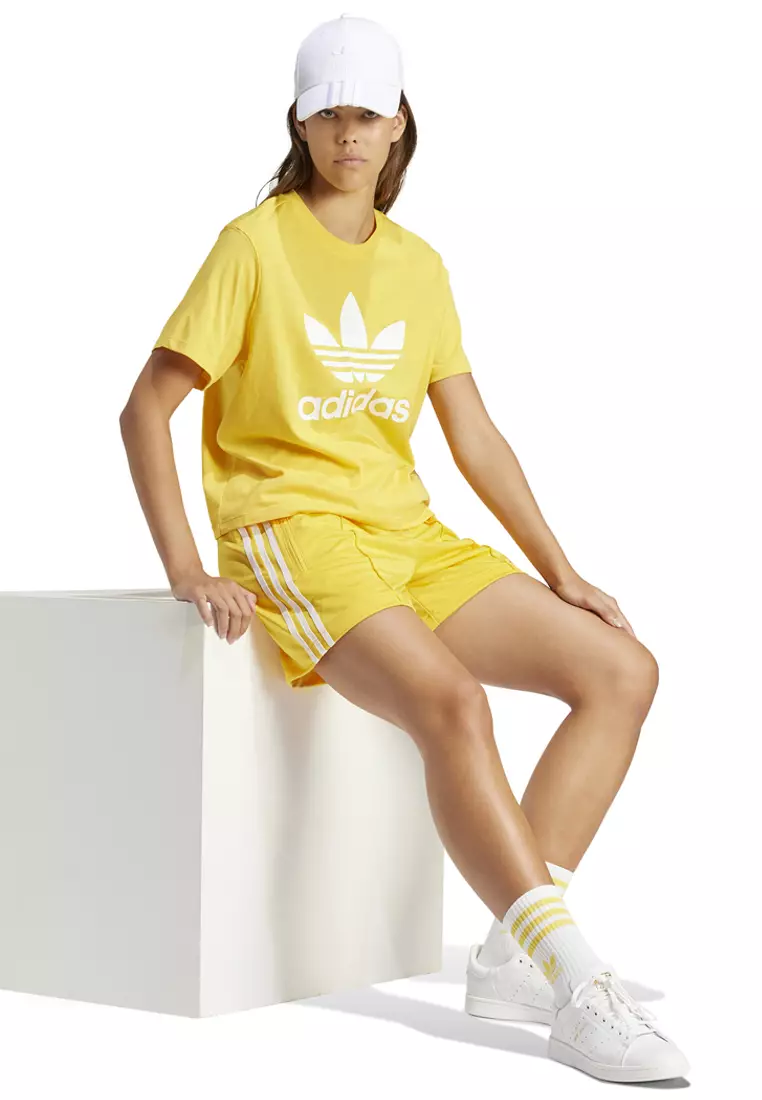 Buy Adidas Adicolor Trefoil Boxy T Shirt Online Zalora Malaysia