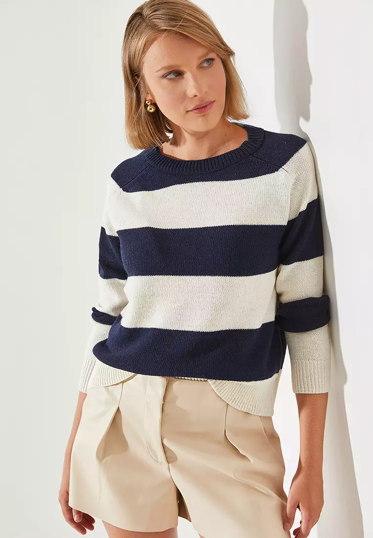 Stripe Raglan Sleeves Sweater
