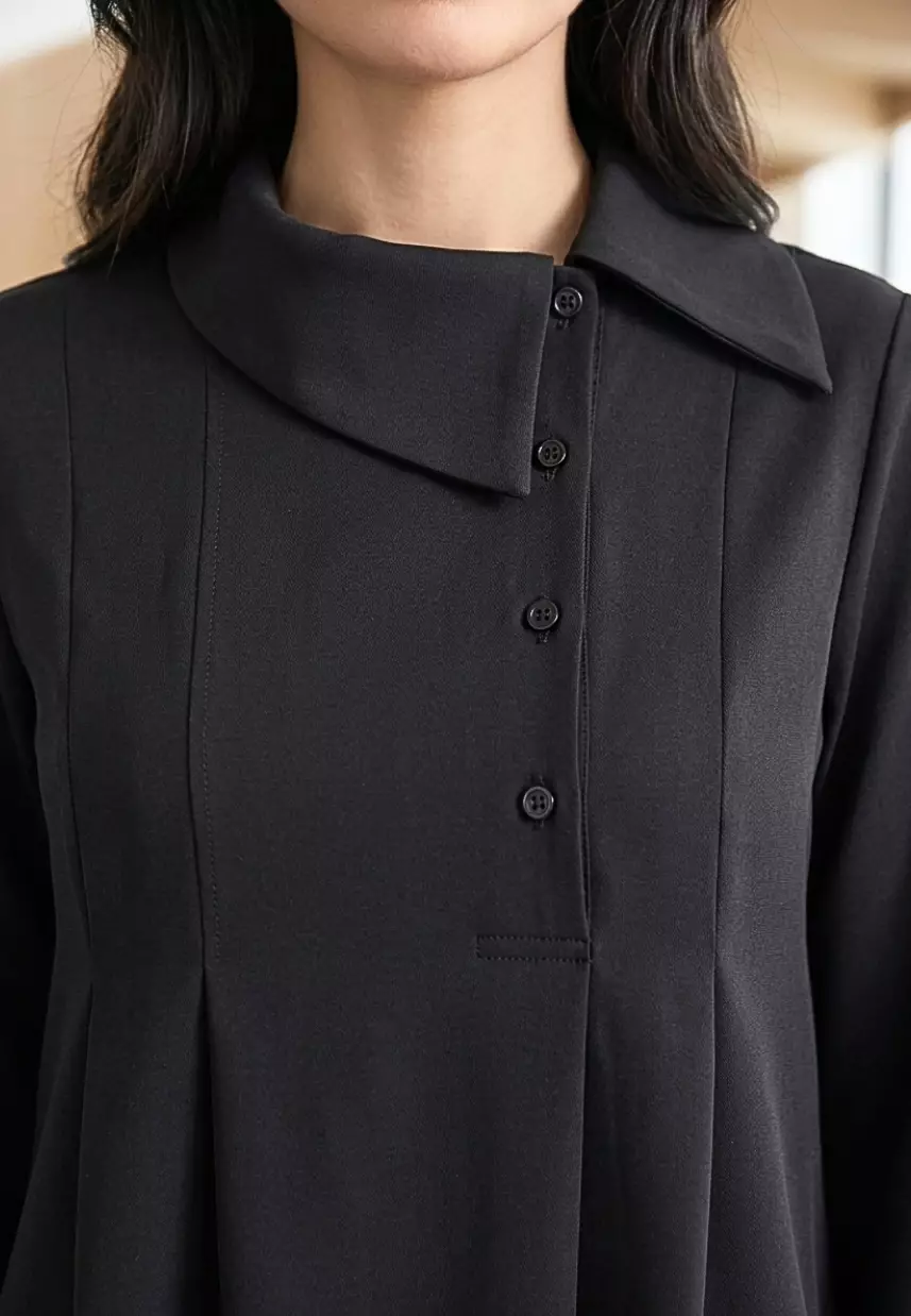 Aurelli Blouse In Black By Brilliant Girl Warna HITAM