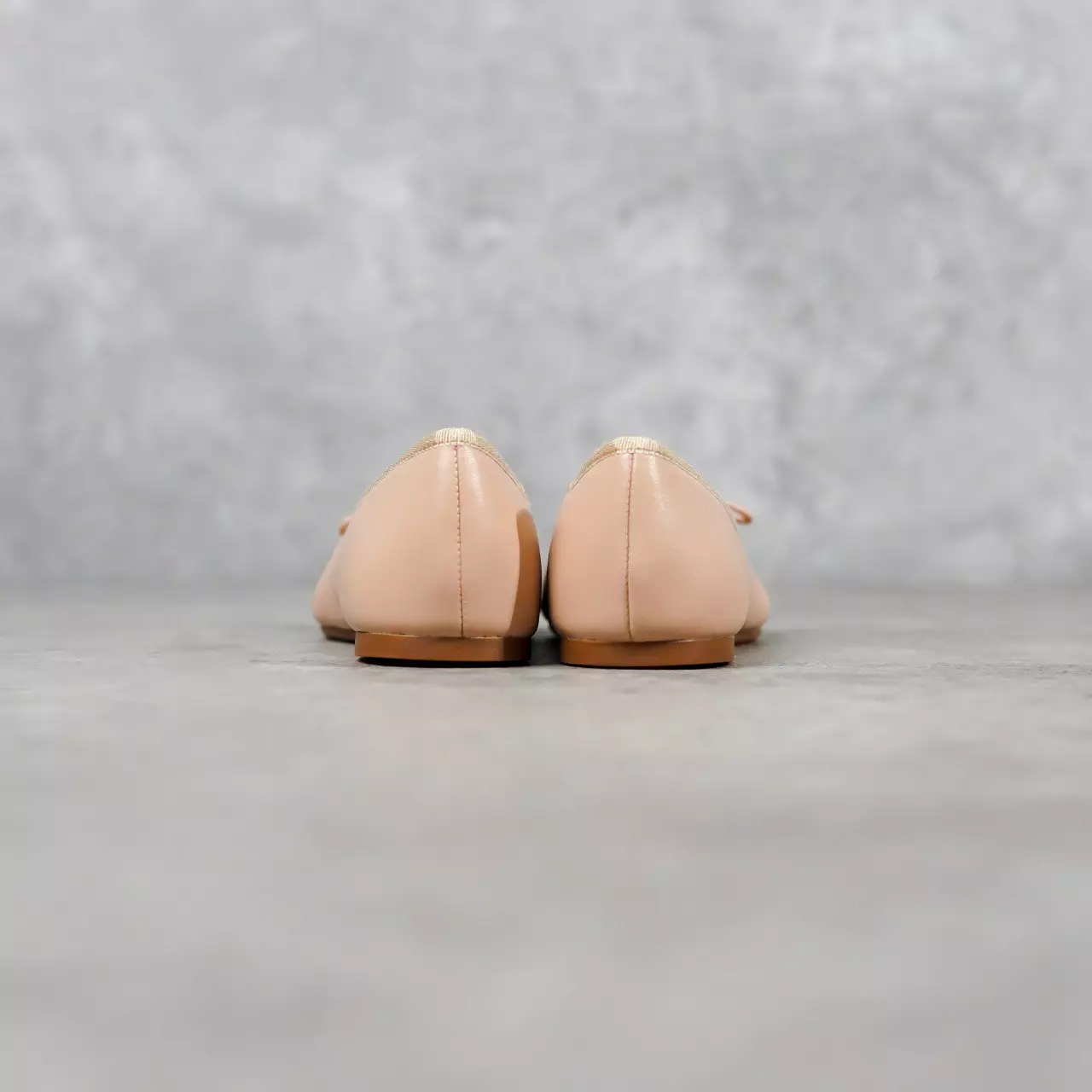 Sepatu COACH GHW RIBBON NUDE LEATHER FLAT SHOES 100% ORIGINAL