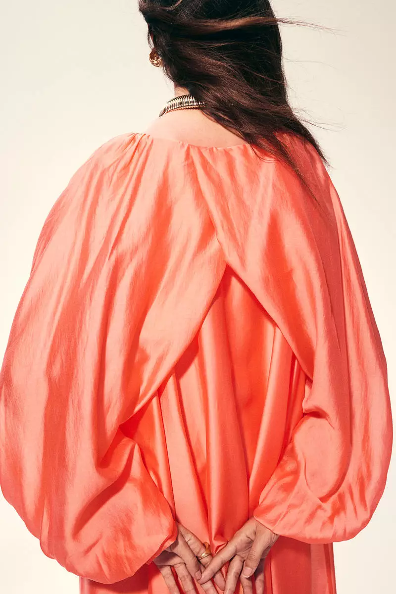 Voluminous maxi dress