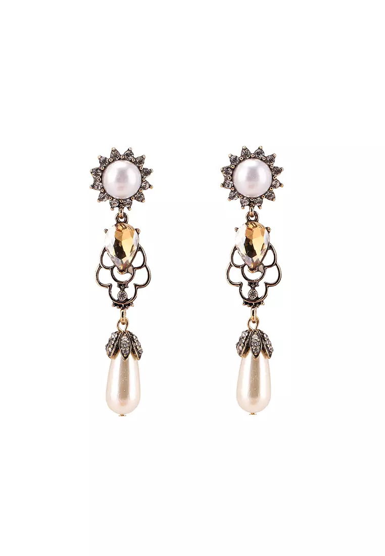 Buy Red s Revenge Vintage Beauty Pearl Statement Earrings 2024